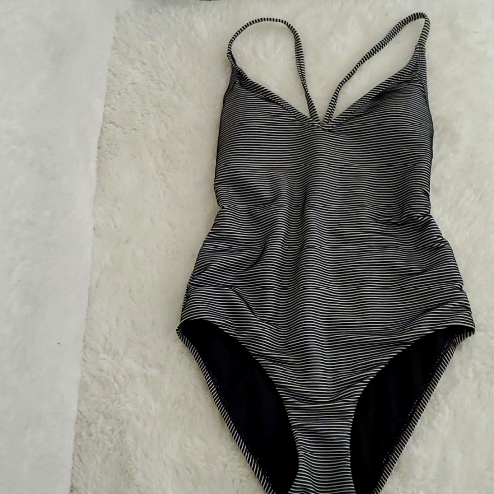 Swimwear Chelsea 28